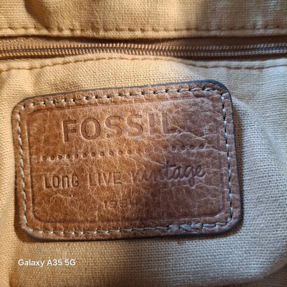 Fossil Tan Leather Shoulder Bag With Grommet Details & Key Charm Boho Cozy - Picture 12 of 14